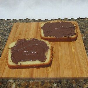 Paso 2 de sandwich-mantecada-fruta-nutella